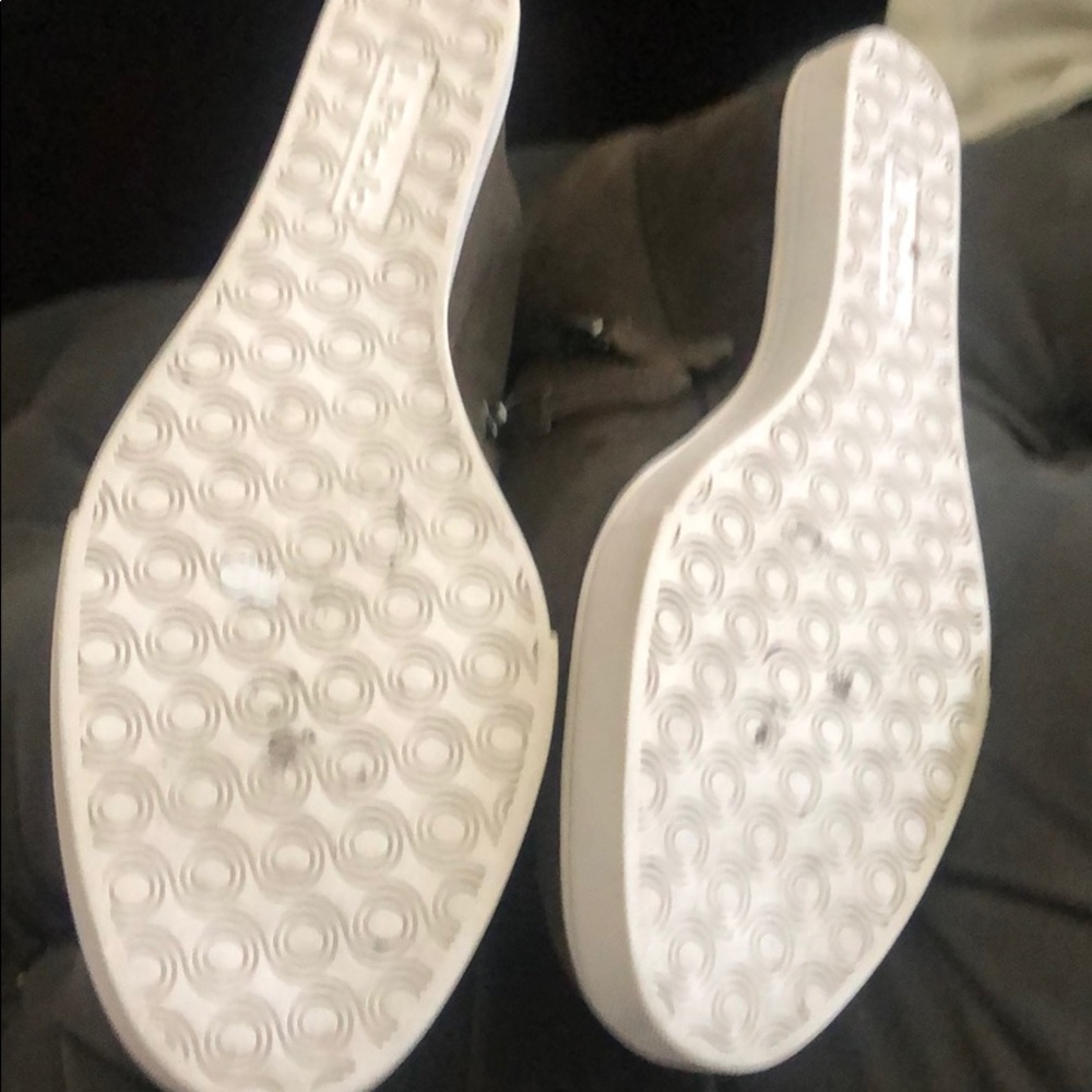 L.Paola Wedges - Picture 4 of 4